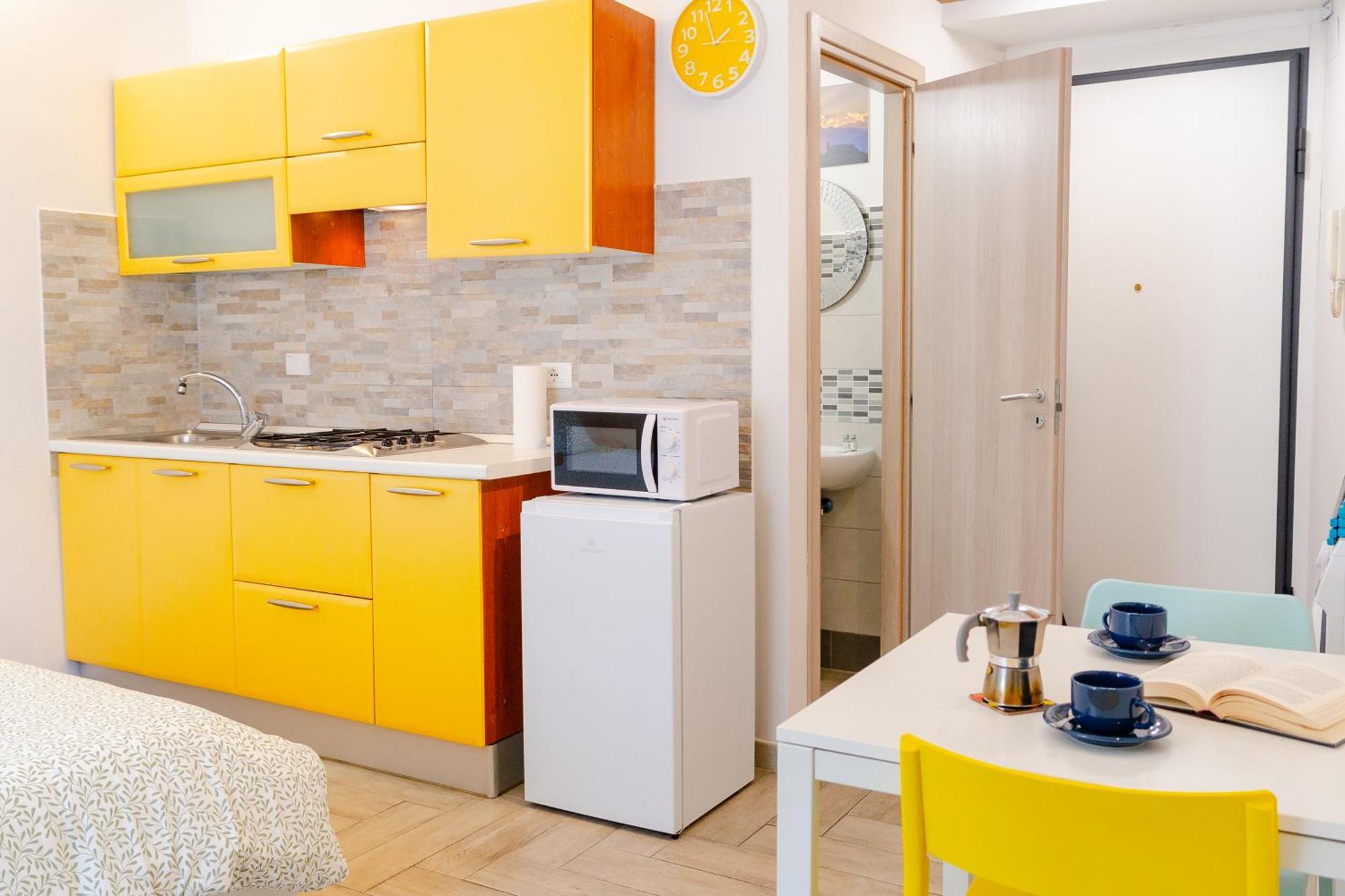 La Piccola By Happyhostorino Apartment Екстериор снимка